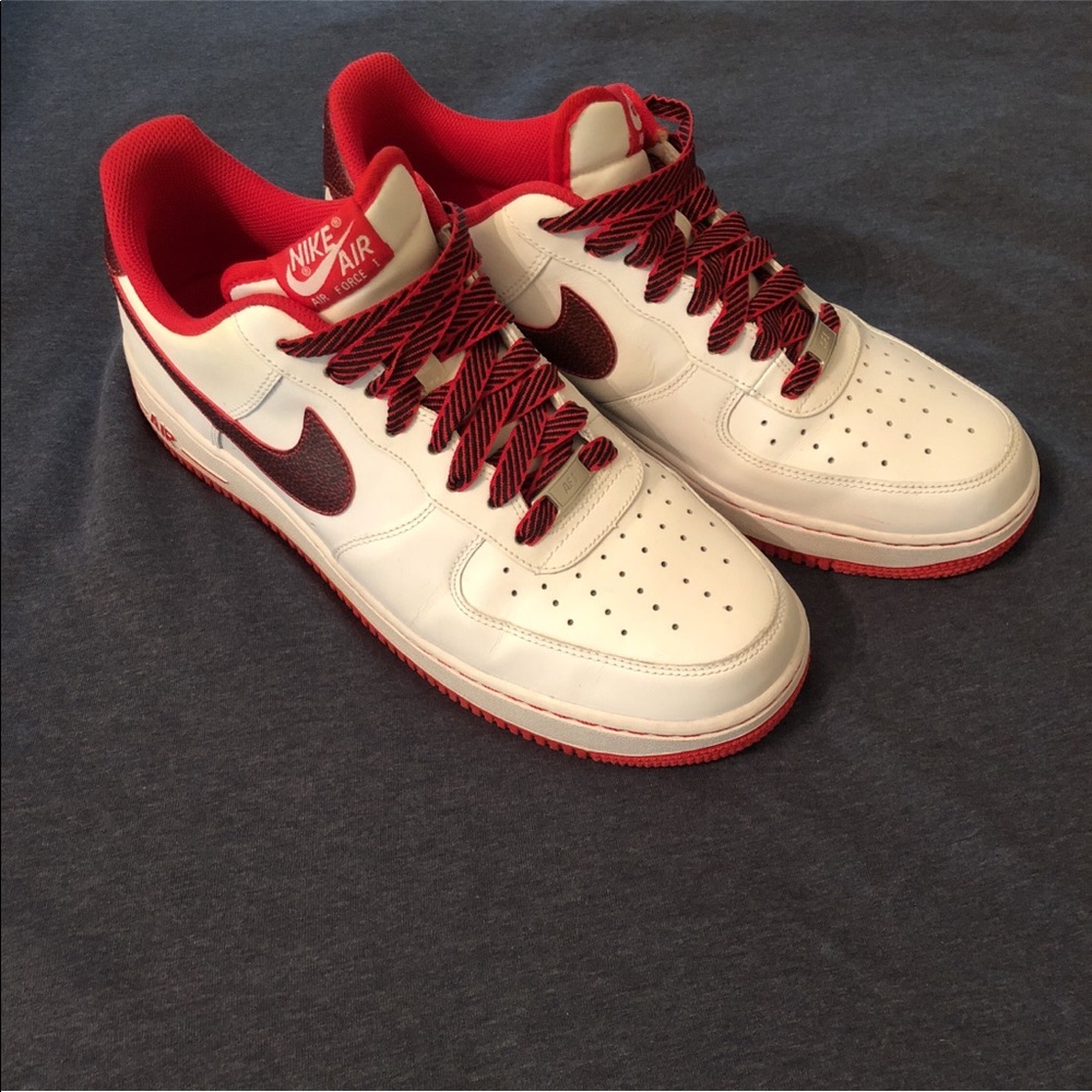 Air Force 1 red and white